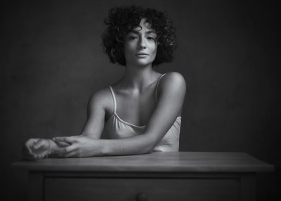 » #4/7 « / An einem Tisch / Feedback post by <a href="https://strkng.com/en/photographer/lichtundnicht/">Photographer LICHTundNICHT</a> / 2023-01-14 15:22