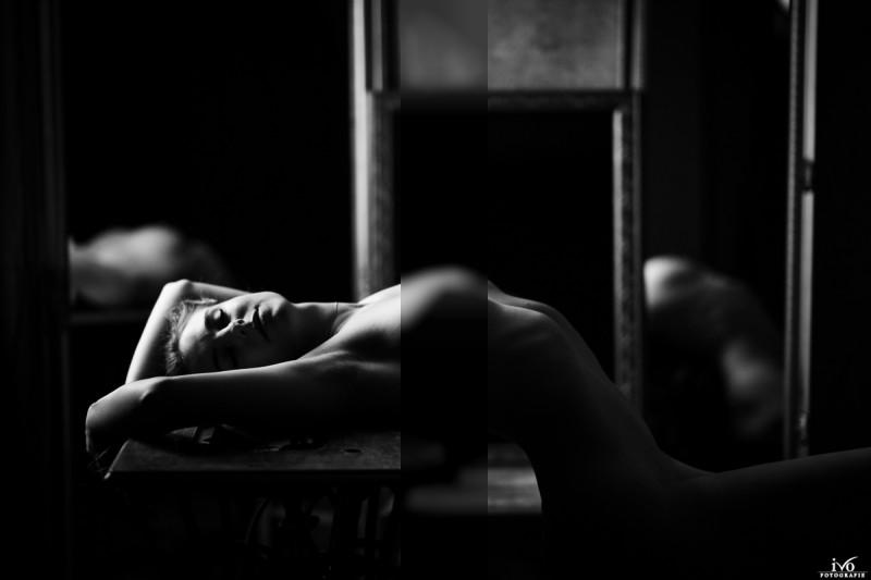 Tischserie / Nude  Fotografie von Fotograf Ivo Fotografie ★8 | STRKNG