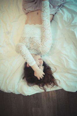 Monster under your Bed / Fine Art  Fotografie von Fotografin Photo-Zander | STRKNG