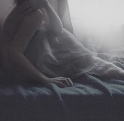 Blue Blanket / Fine Art  Fotografie von Fotografin Evangelia ★58 | STRKNG