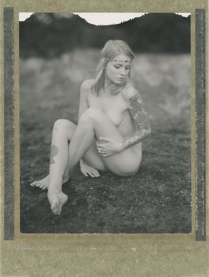 Paulina Polaroid / Instant-Film  Fotografie von Fotograf Herr Merzi ★38 | STRKNG