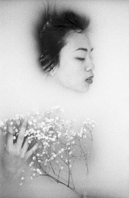 . / Conceptual  photography by Photographer Martina Grabinsky ★35 | STRKNG