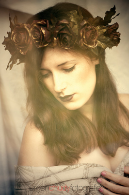 rose red / Mode / Beauty  Fotografie von Model Lusciniola ★1 | STRKNG