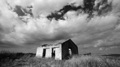 abandoned / Schwarz-weiss  Fotografie von Fotograf Victor Bezrukov ★6 | STRKNG