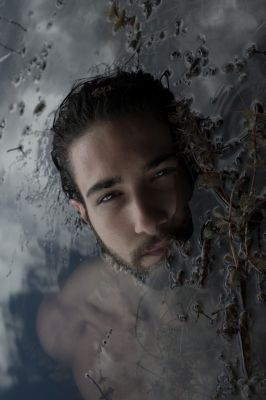 Seaweed / Portrait  photography by Photographer irene fittipaldi ★5 | STRKNG