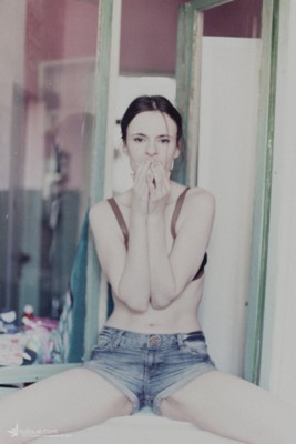 VII / Portrait  Fotografie von Model Rot, Resa ★34 | STRKNG