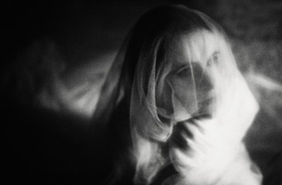 VI / Fine Art  Fotografie von Model Rot, Resa ★34 | STRKNG