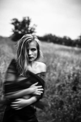 toxic / Schwarz-weiss  Fotografie von Fotografin Sandra Doornbos ★4 | STRKNG