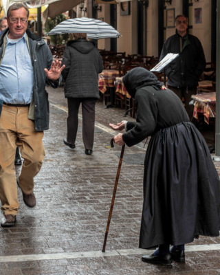 &quot;crisis in greece&quot; / Street  Fotografie von Fotograf Theofilos | STRKNG