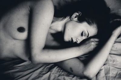 Bruises / Black and White  photography by Model Jott ★46 | STRKNG