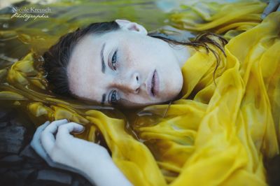 LostinWater / Kreativ  Fotografie von Model MarieDanielle ★14 | STRKNG