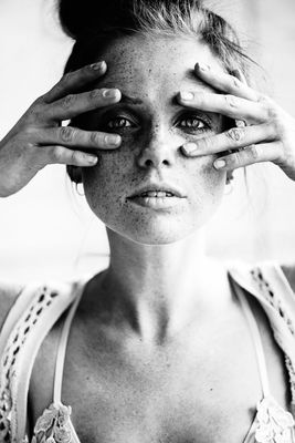 Model Widget / Portrait  photography by Photographer Thomas Ruppel ★25 | STRKNG