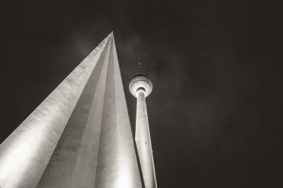 Berlin | fernsehturm / Architektur  Fotografie von Fotograf Bordstein! | STRKNG