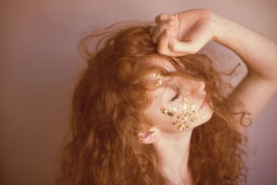 TENDERNESS / Conceptual  photography by Photographer Nic Foster | STRKNG