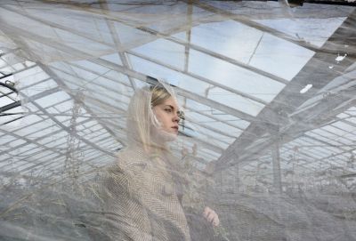 Il giardino delle rose / Portrait  photography by Photographer Alessandra Scalogna ★14 | STRKNG