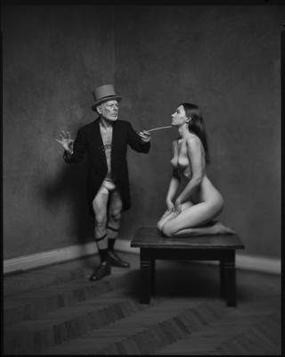 The Conductor / Nude  Fotografie von Fotograf Milosz Wozaczynski ★17 | STRKNG