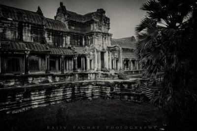 angkor wat / Black and White  photography by Photographer Morpheus2004 | STRKNG