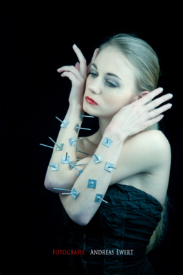 the face behind (I) / People  photography by Photographer andreasewert | STRKNG