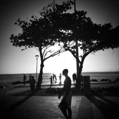 Homem em luz / Landscapes  Fotografie von Fotograf Marcelo Reis ★1 | STRKNG