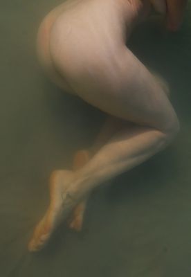 Water is my element / Nude  Fotografie von Model Marie-Luise Müller ★40 | STRKNG