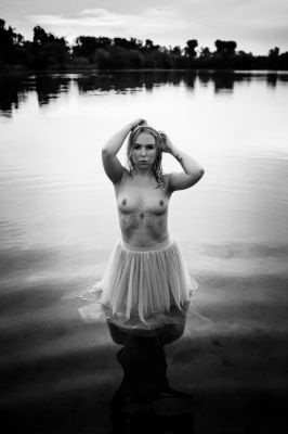 SKIRT / Nude  Fotografie von Fotograf Carpe Lucem ★9 | STRKNG