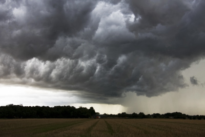 Beneath the Gathering Clouds / Landscapes  photography by Photographer Valhig | STRKNG