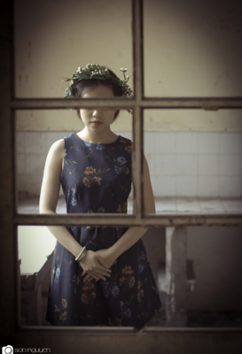 In The Door / Conceptual  photography by Photographer Sơn | STRKNG