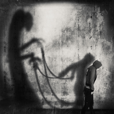 Mrs Selfdestruct / Conceptual  photography by Photographer Mrs. White ★59 | STRKNG