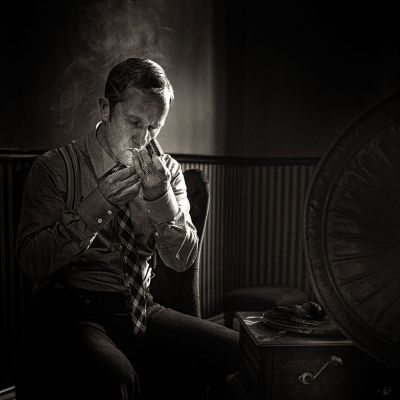 afternoon in the gentlemen's club / Portrait  photography by Photographer hady ★7 | STRKNG