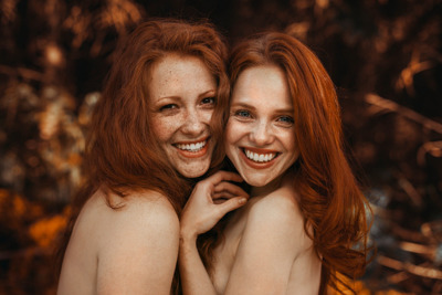 laughter. / Portrait  photography by Photographer herz.mensch.fotografie ★40 | STRKNG