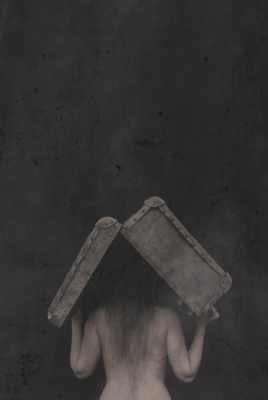 —I am my only luggage. / Nude  Fotografie von Fotografin Marie Casabonne ★5 | STRKNG