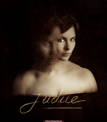 Judite / Portrait  photography by Photographer Paulo Moreira ★1 | STRKNG