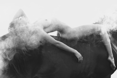 **SMOKE** / Nude  Fotografie von Fotografin MartaZbieron ★35 | STRKNG