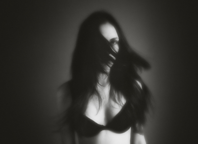 Alva / Portrait  photography by Photographer Matthew Pine ★12 | STRKNG