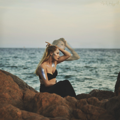 AQUARIUS ACT II -  Leave it all behind, let the ocean wash it away / Fine Art  Fotografie von Fotograf Art by Hugo.M ★1 | STRKNG