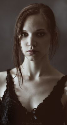 Face / Portrait  photography by Model Dawina ★10 | STRKNG