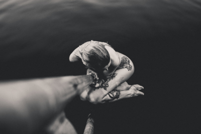 Dark Water / Nude  Fotografie von Model Tascha Megot ★7 | STRKNG