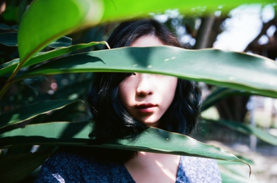 Leaf / Portrait  Fotografie von Fotograf Isaac Chen ★2 | STRKNG