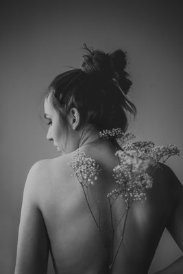 Konzeptionell  Fotografie von Model Liz Appletree ★7 | STRKNG