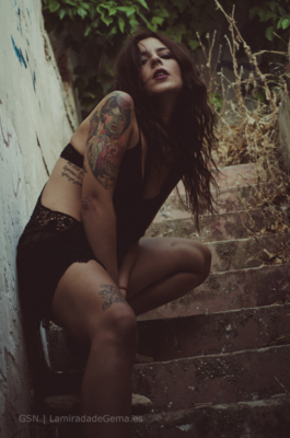 Stairs to perdition / Lost places  Fotografie von Fotografin Gema S. Najera ★3 | STRKNG