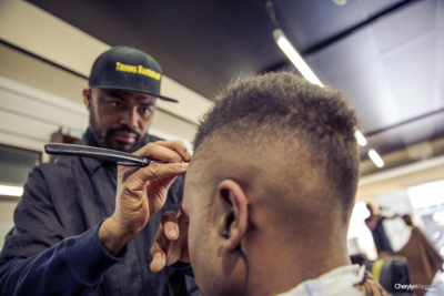 Barber Shop / Dokumentation  Fotografie von Fotografin Cherylyn Vanzuela ★3 | STRKNG