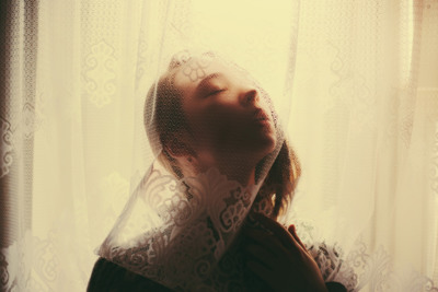 Shadows in the morning / Menschen  Fotografie von Fotografin Taya Iv ★1 | STRKNG