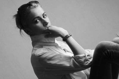 #Glance / Portrait  photography by Photographer Elena Korn ★1 | STRKNG