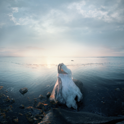 The Sailor's Bride / Konzeptionell  Fotografie von Fotografin Sturmideenkind ★13 | STRKNG