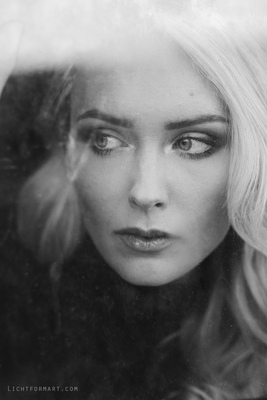 Sarah / Portrait  photography by Photographer LichtFormArt ★5 | STRKNG