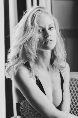 Annika / Portrait  Fotografie von Fotograf Sven Wagenfeld ★1 | STRKNG