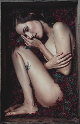 eva pechmarie / Creative edit  photography by Photographer Ana Lora ★77 | STRKNG