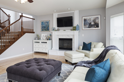 1029 Pierpoint Lane, St. Charles, MO 63303 - Living Room - Stairs - Photographer- Jason Lusk / Architektur  Fotografie von Fotograf Missouri Home Tours, LLC | St. Louis Real Estate Marketing Photographer | STRKNG