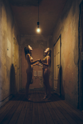 Alaska / Nude  Fotografie von Fotograf Martin Neuhof ★52 | STRKNG