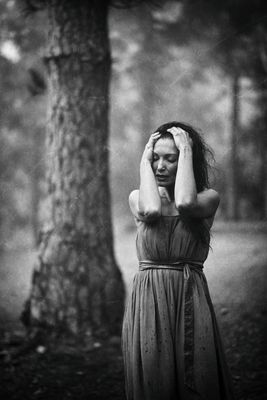 PARADISE LOST / Schwarz-weiss  Fotografie von Fotograf Carlos Odeh ★6 | STRKNG